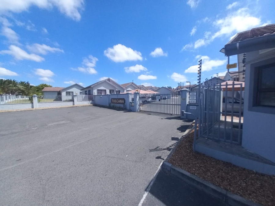 2 Bedroom Property for Sale in Brackenfell South Western Cape